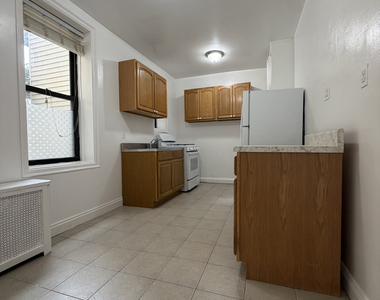 35th ave - Photo Thumbnail 6