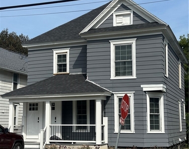129 Charles Ave - Photo Thumbnail 11