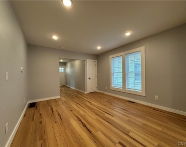 129 Charles Ave - Photo Thumbnail 1