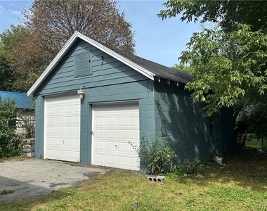 129 Charles Ave - Photo Thumbnail 27