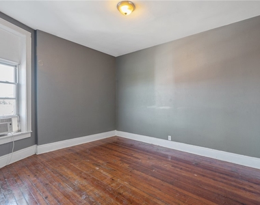 319 N Salina Street - Photo Thumbnail 45
