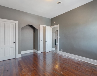 319 N Salina Street - Photo Thumbnail 46