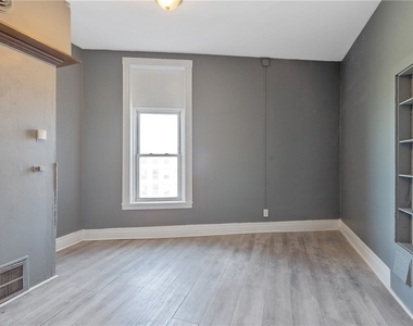 319 N Salina Street - Photo Thumbnail 42