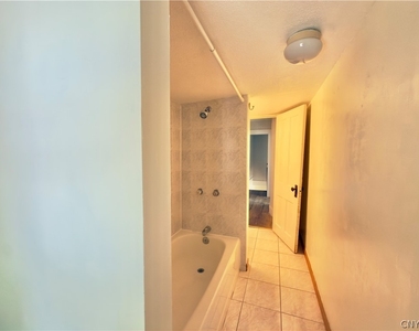 21 Virginia Street - Photo Thumbnail 16