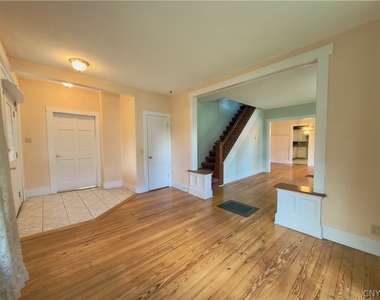 21 Virginia Street - Photo Thumbnail 6