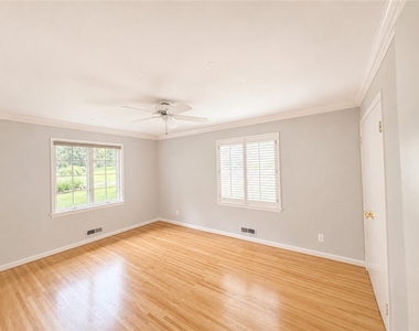 20 Briar Patch Road - Photo Thumbnail 13