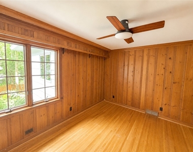 20 Briar Patch Road - Photo Thumbnail 15