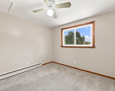 35 Tomcyn Drive - Photo Thumbnail 21