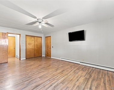 35 Tomcyn Drive - Photo Thumbnail 25