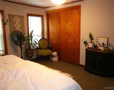 6 Maple Street - Photo Thumbnail 19