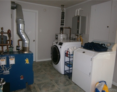 6 Maple Street - Photo Thumbnail 24