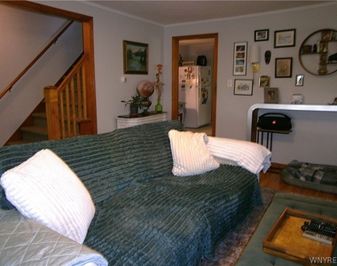 6 Maple Street - Photo Thumbnail 11