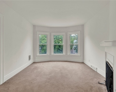 238 Saranac Avenue - Photo Thumbnail 2