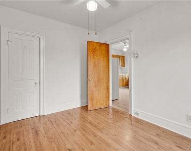 238 Saranac Avenue - Photo Thumbnail 14