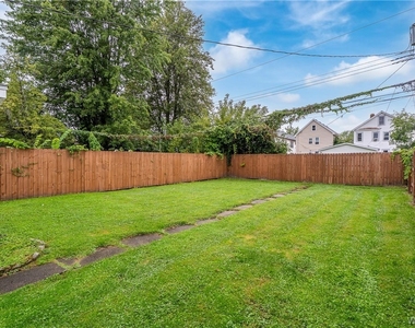 238 Saranac Avenue - Photo Thumbnail 35
