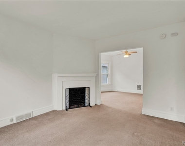 238 Saranac Avenue - Photo Thumbnail 3