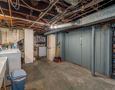 238 Saranac Avenue - Photo Thumbnail 36