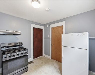 84 Woodward Avenue - Photo Thumbnail 13