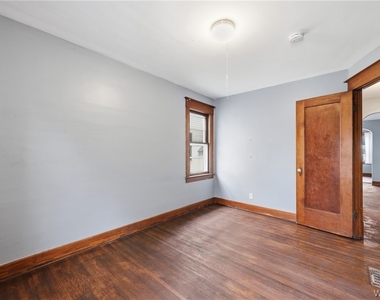 84 Woodward Avenue - Photo Thumbnail 21