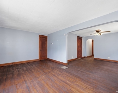 84 Woodward Avenue - Photo Thumbnail 7