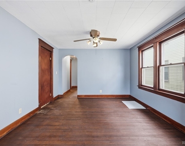 84 Woodward Avenue - Photo Thumbnail 8