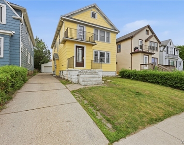 84 Woodward Avenue - Photo Thumbnail 1