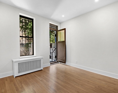 426 West 49th Street - Photo Thumbnail 3
