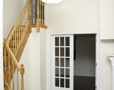 295 Maujer Street - Photo Thumbnail 3