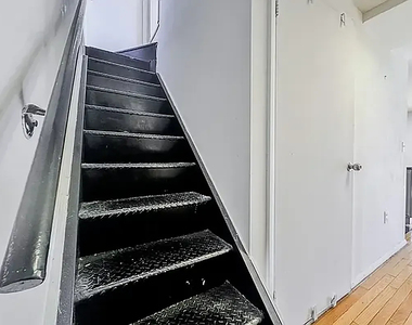 212 East 10th Street - Photo Thumbnail 6