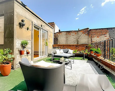 212 East 10th Street - Photo Thumbnail 3