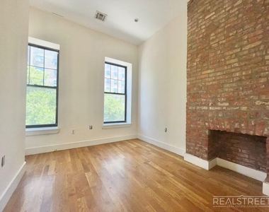 94 Lewis Avenue - Photo Thumbnail 6