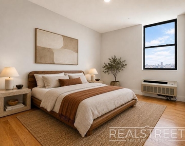 90-02 Queens Blvd - Photo Thumbnail 6