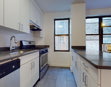 140 West 55th Street  - Photo Thumbnail 1