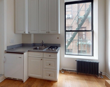 53 West 72nd Street  - Photo Thumbnail 2