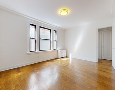 140 West 55th Street  - Photo Thumbnail 2