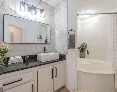 970 Sidney Marcus Boulevard Ne - Photo Thumbnail 10