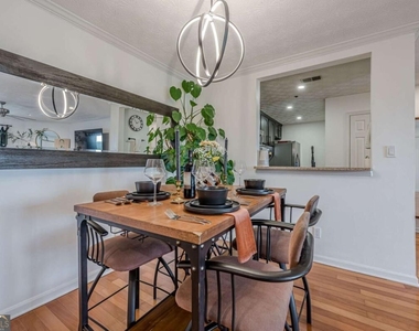 970 Sidney Marcus Boulevard Ne - Photo Thumbnail 1