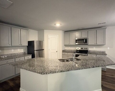75 Madison Way - Photo Thumbnail 15