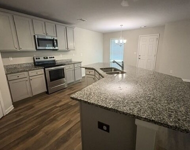 75 Madison Way - Photo Thumbnail 16