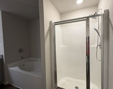 75 Madison Way - Photo Thumbnail 5