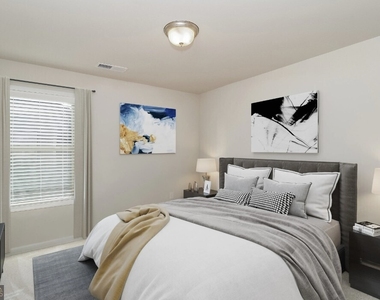 10 Silvercharm Way - Photo Thumbnail 7