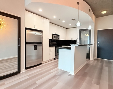 860 Peachtree Street Ne - Photo Thumbnail 7
