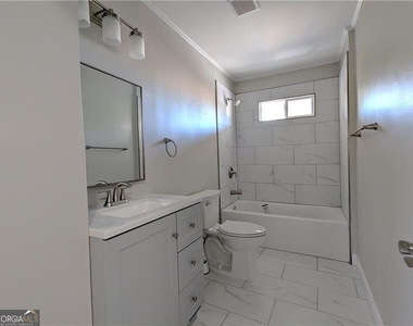 970 Bridgegate Drive Ne - Photo Thumbnail 9