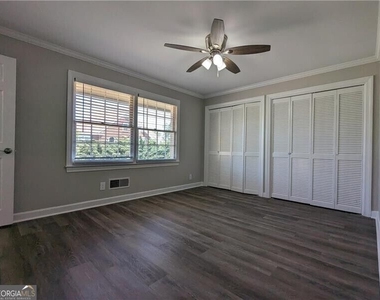 970 Bridgegate Drive Ne - Photo Thumbnail 10