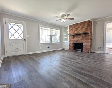 970 Bridgegate Drive Ne - Photo Thumbnail 2