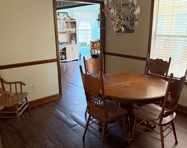 145 Gill Ln - Photo Thumbnail 5