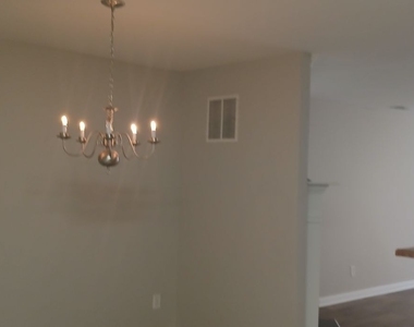 757 Crestwell Circle Sw - Photo Thumbnail 5