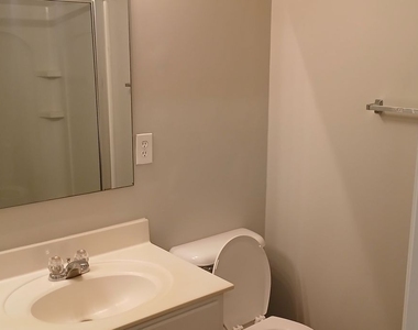 757 Crestwell Circle Sw - Photo Thumbnail 27