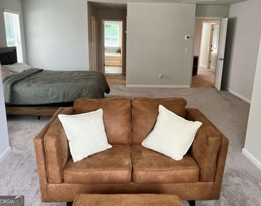 109 Cedar Wood Trace - Photo Thumbnail 20
