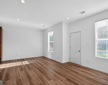 4011 Redan Road - Photo Thumbnail 14